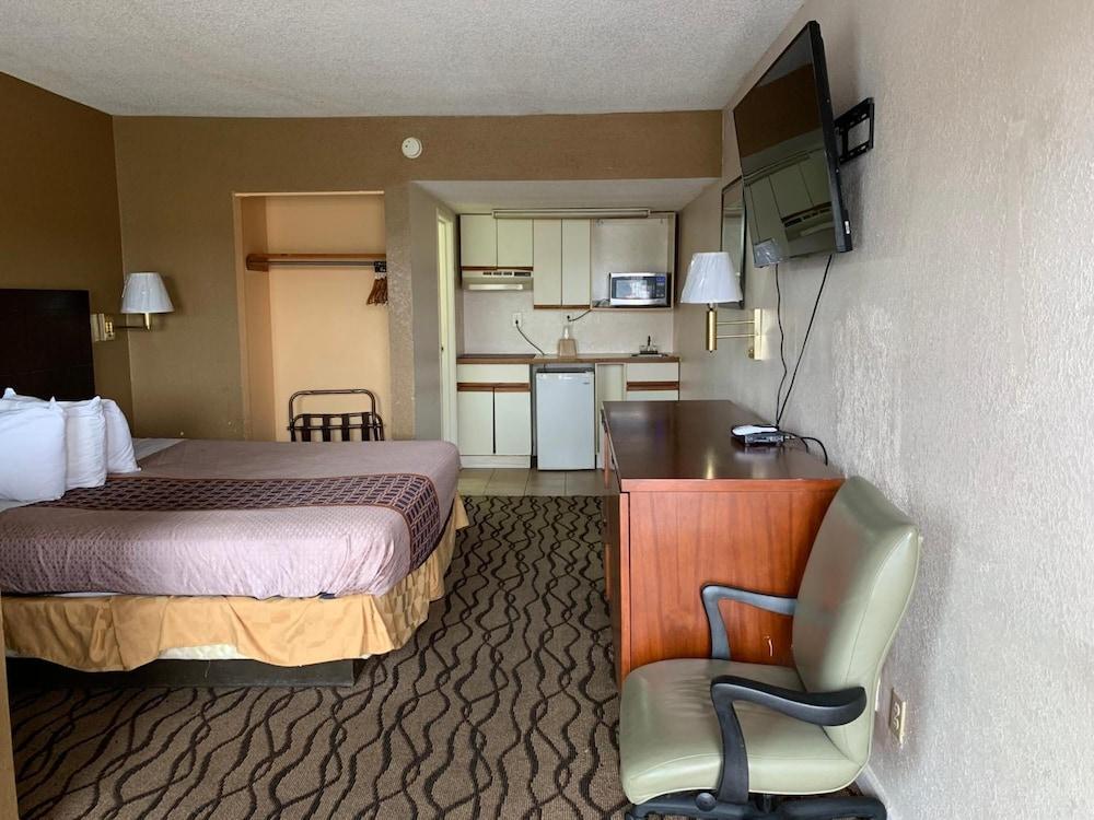 Zainee Inc Budgetel Inn And Suites Augusta Dış mekan fotoğraf